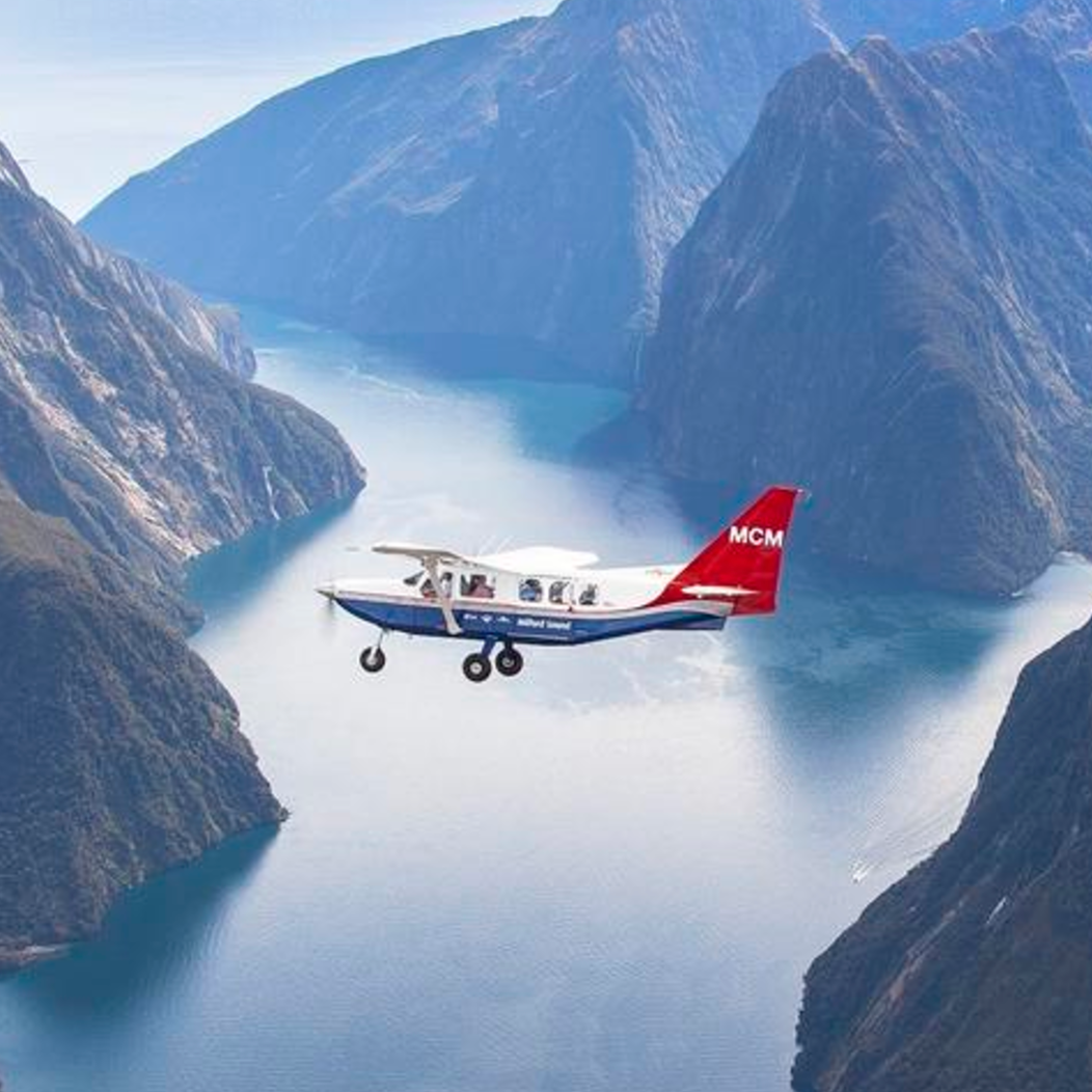 Milford Sound Fly Cruise Fly(fix wing)