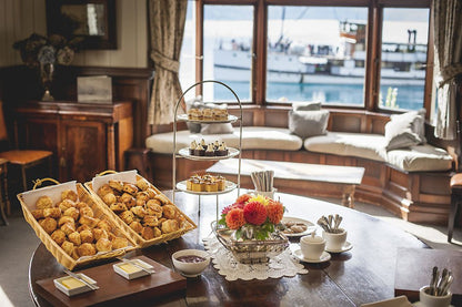 Steam Boat + Farm tour + Morning/Afternoon tea